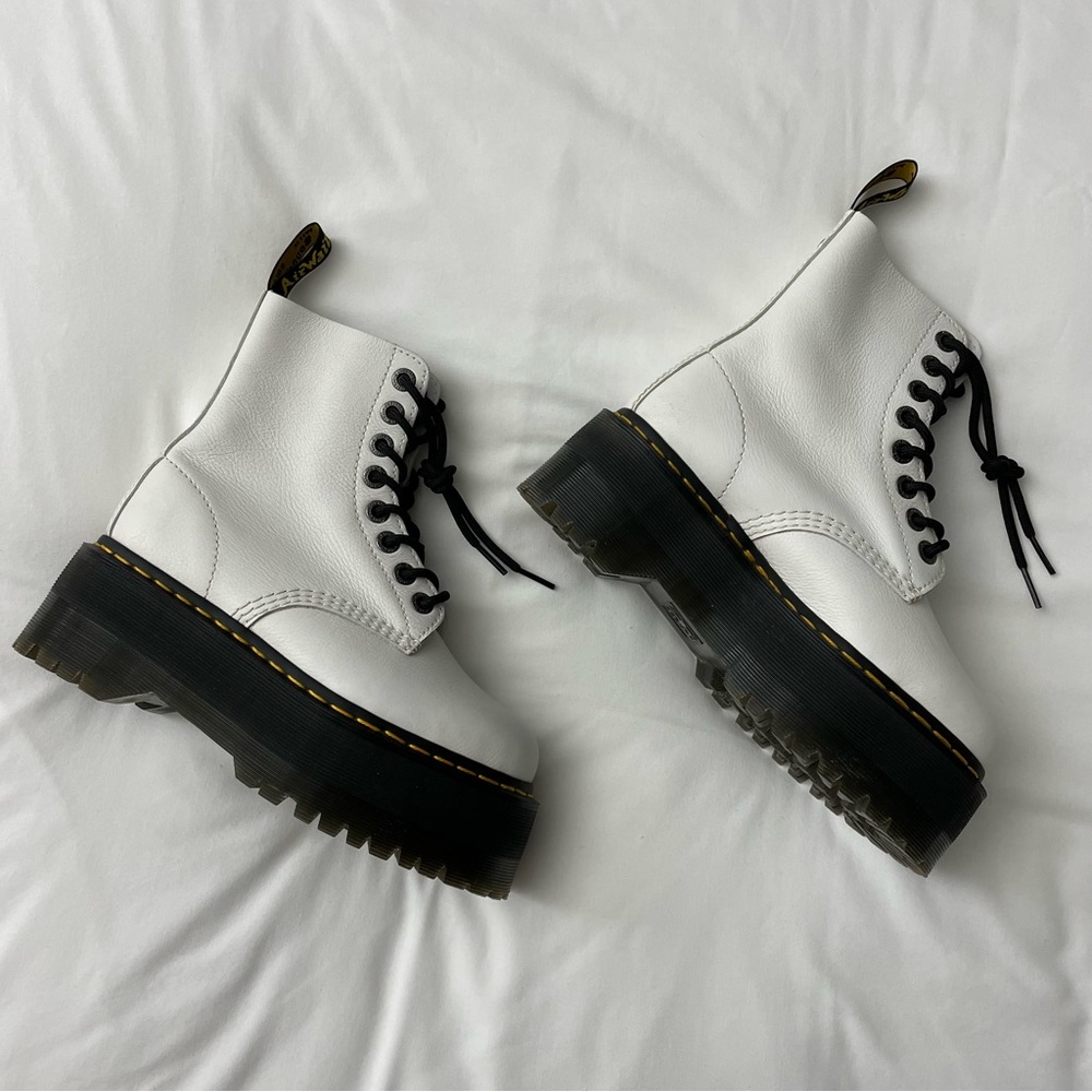 DR MARTENS 1460 Pascal Max Leather Platform Boots